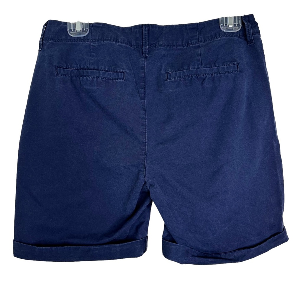 Old Navy Cuffed Bermuda Shorts 7” in Navy Women’s Sz 2 - Picture 2 of 9